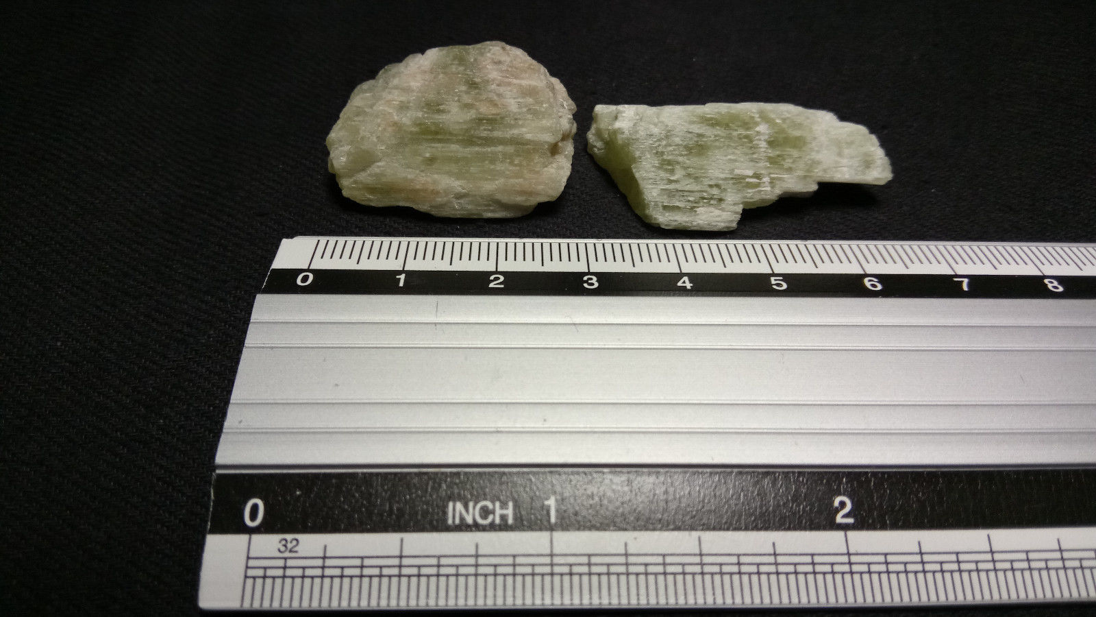 Pair of Light Green Hiddenite (Kunzite, Spodumene) Crystals, Afghanistan, 19,75g 7